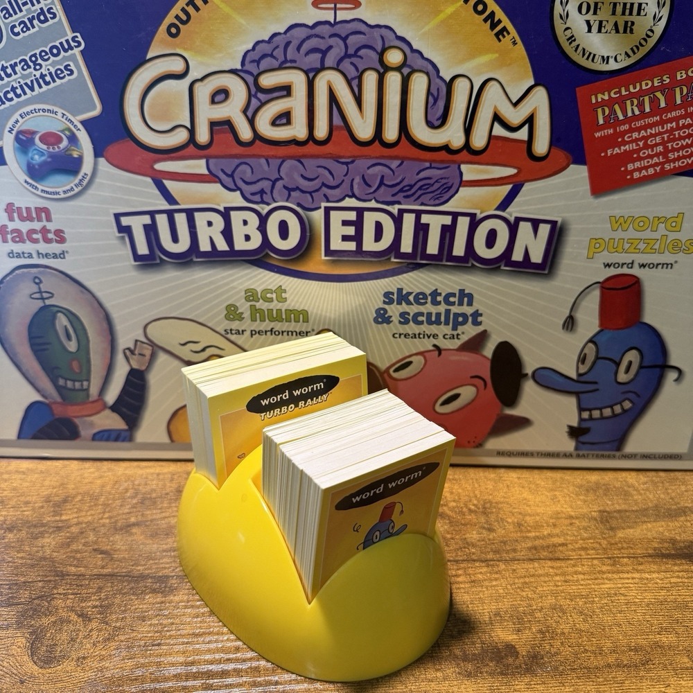 Cranium Turbo Edition Yellow Card Holder Word Worm Cards Replacement Pieces 2004